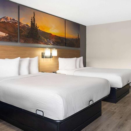 Days Inn By Wyndham Columbus Worthington Exteriör bild