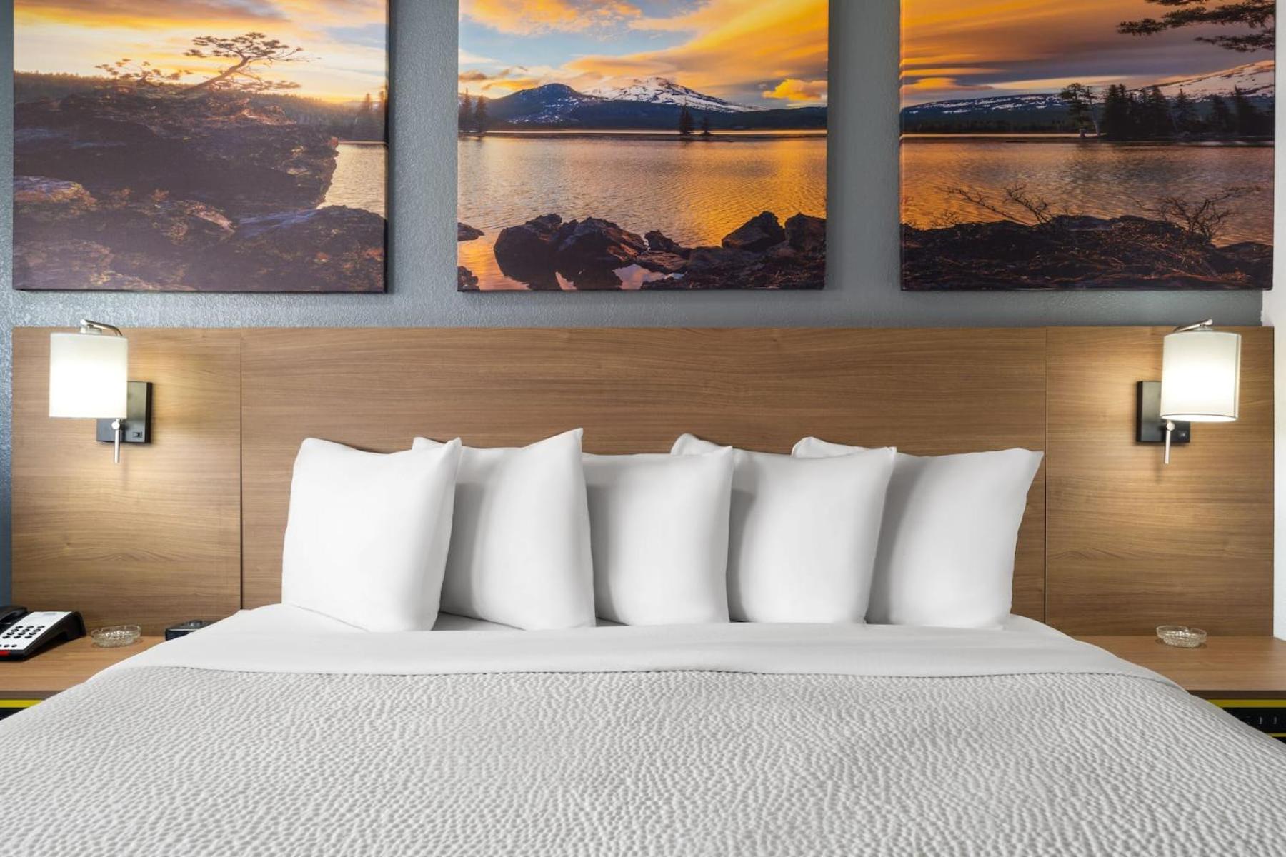 Days Inn By Wyndham Columbus Worthington Exteriör bild