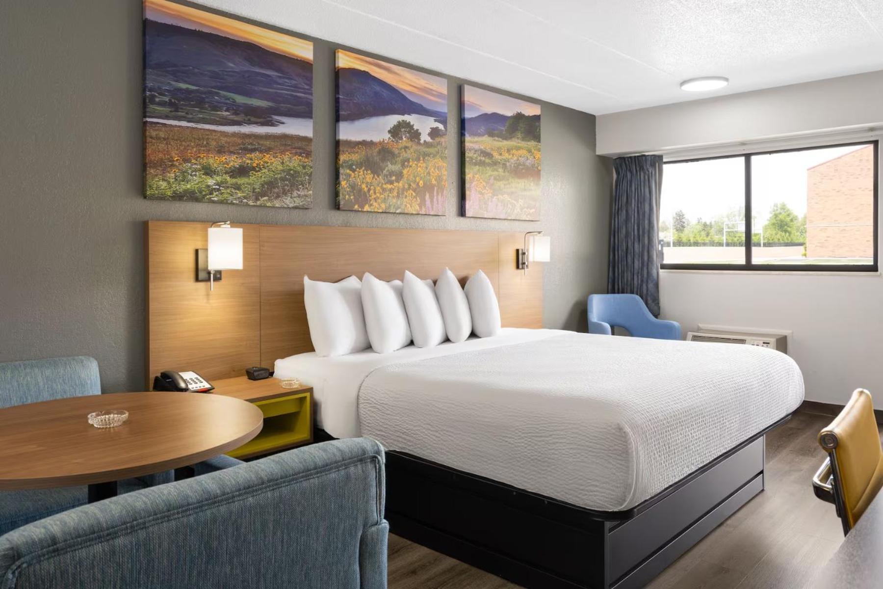 Days Inn By Wyndham Columbus Worthington Exteriör bild