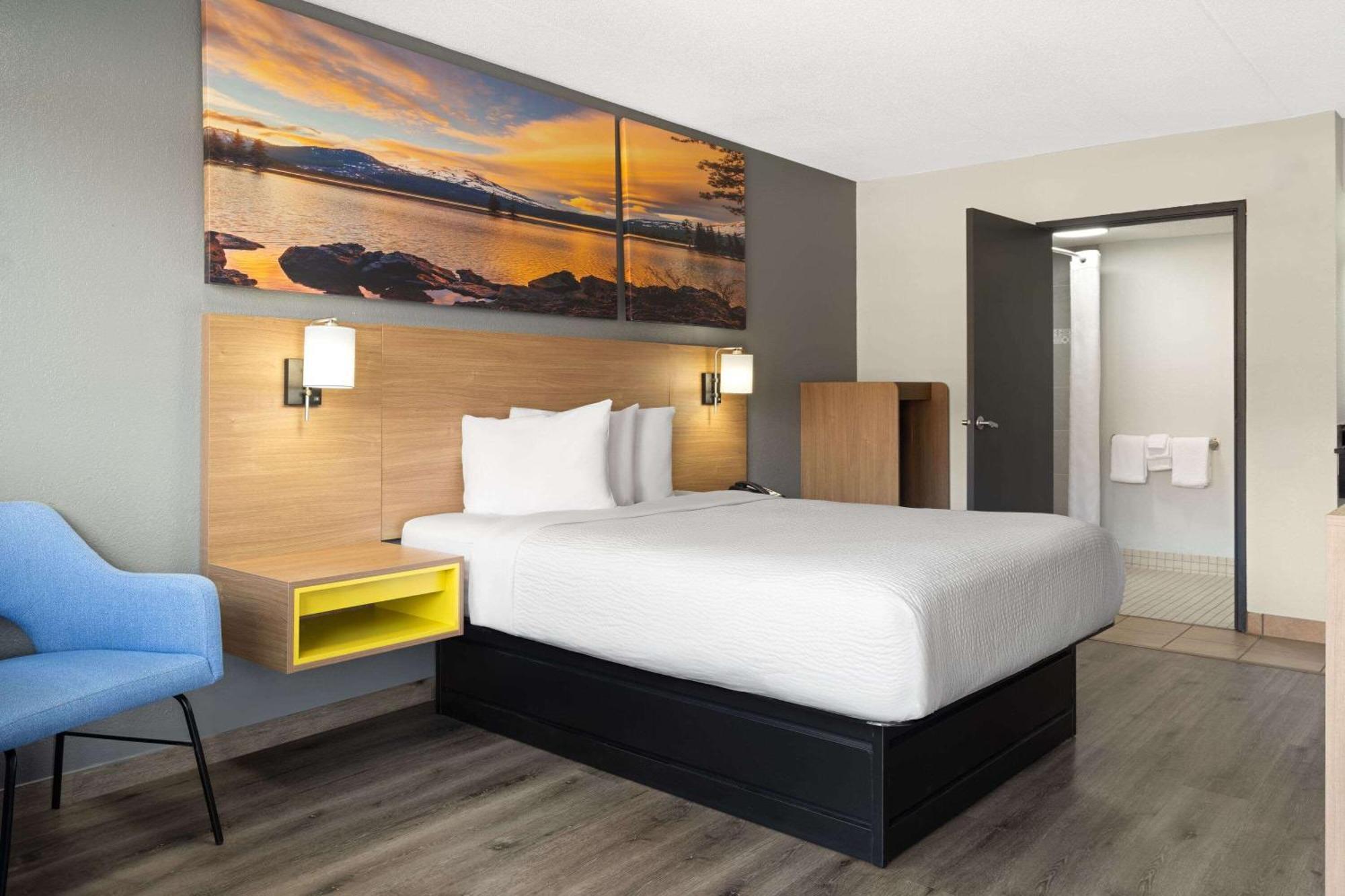 Days Inn By Wyndham Columbus Worthington Exteriör bild